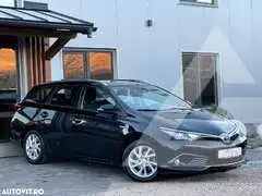 2016 Toyota AURIS