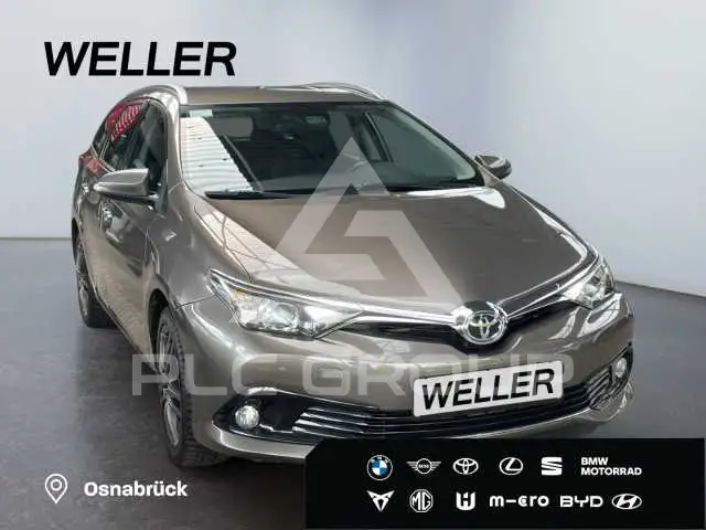 2016 Toyota AURIS
