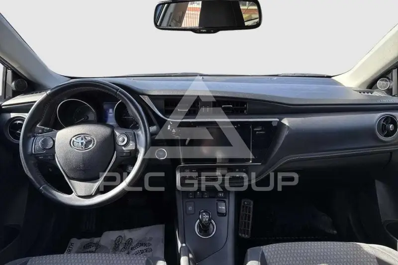 2016 Toyota AURIS