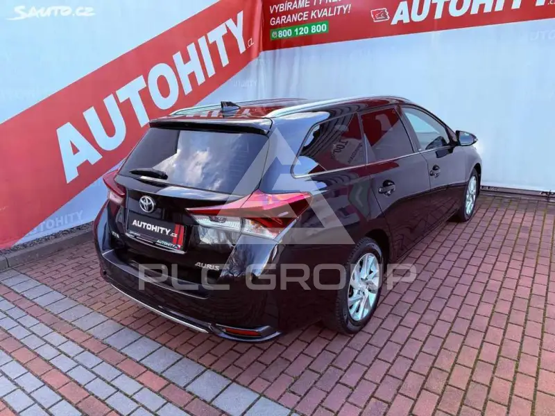 2016 Toyota AURIS