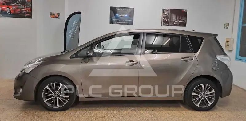 2016 Toyota VERSO