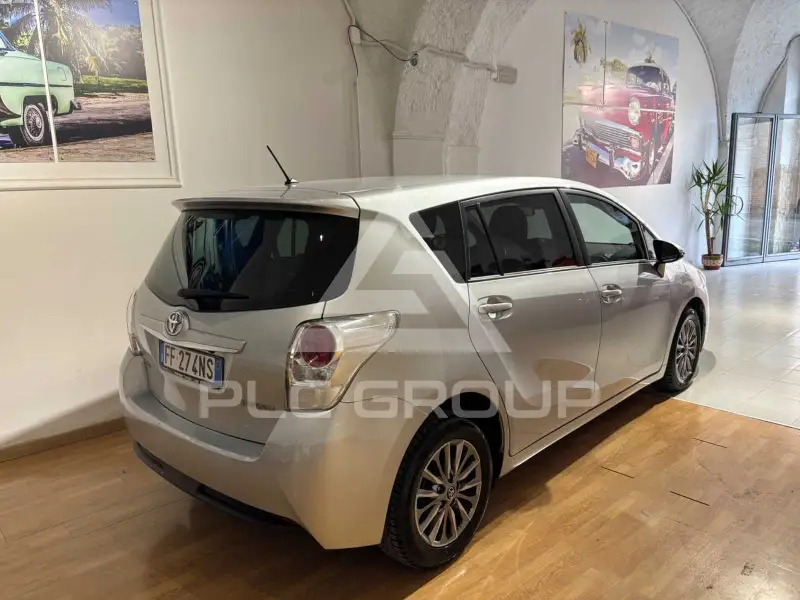 2016 Toyota VERSO