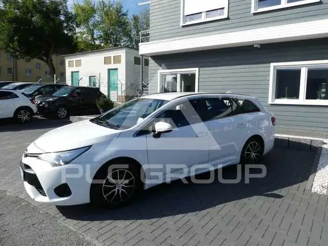 2016 Toyota Avensis