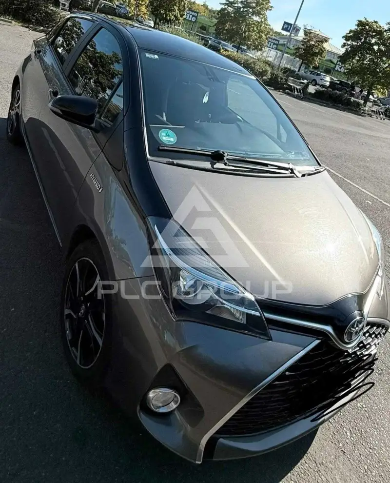 2016 Toyota YARIS