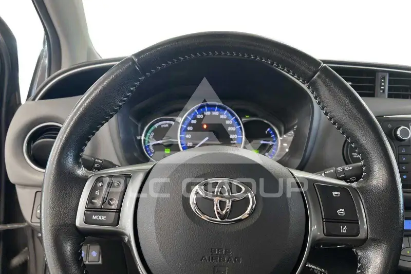2016 Toyota YARIS