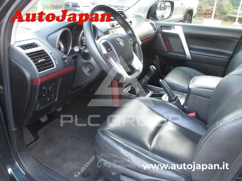 2016 Toyota LAND CRUISER