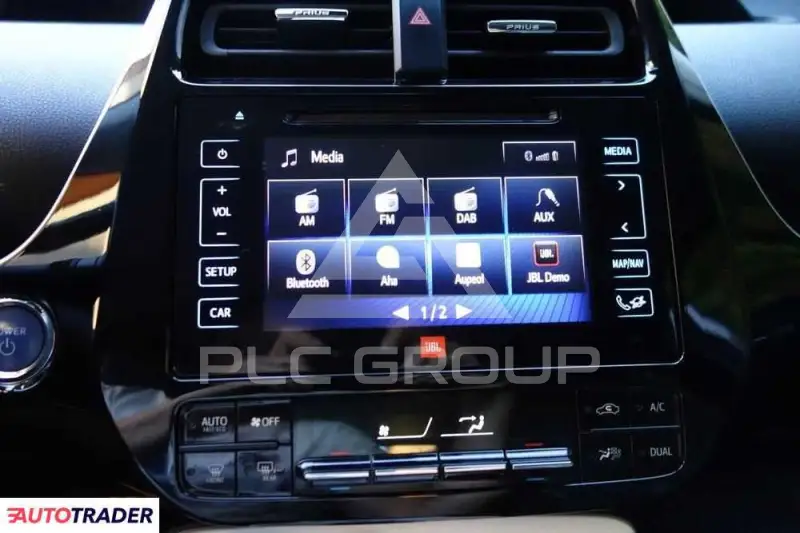 2016 Toyota PRIUS