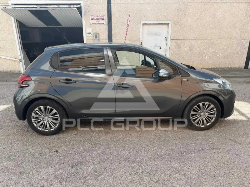 2016 Peugeot 208