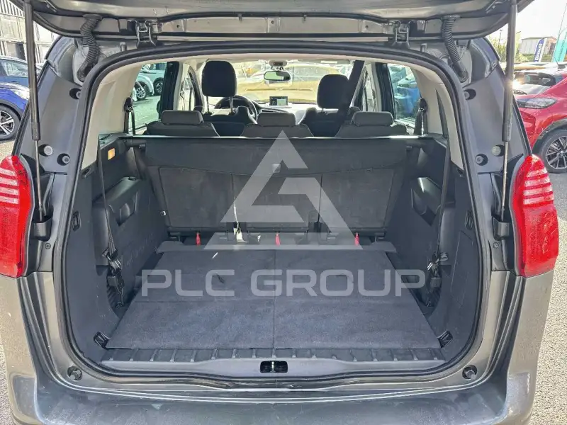 2016 Peugeot 5008