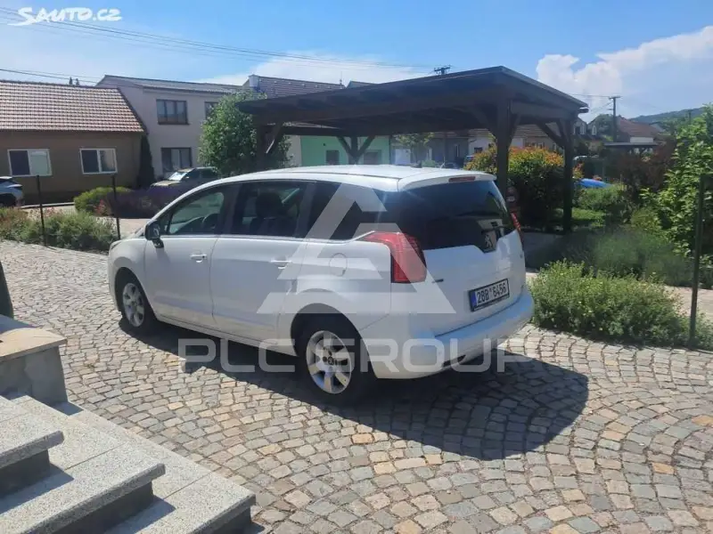 2016 Peugeot 5008