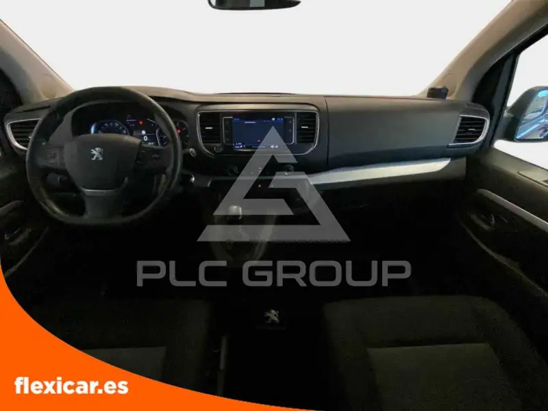 2016 Peugeot Traveller