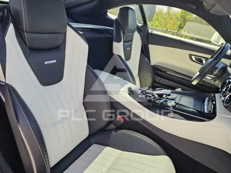 2016 Mercedes Benz GT