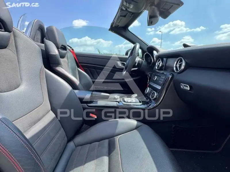2016 Mercedes Benz SLC-Class