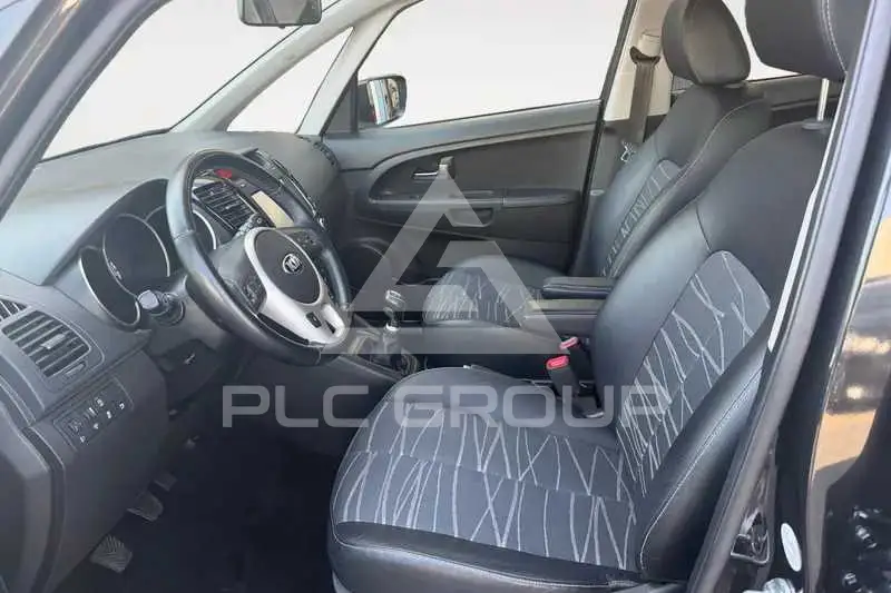 2016 KIA Venga