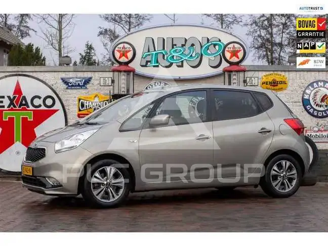 2016 KIA Venga