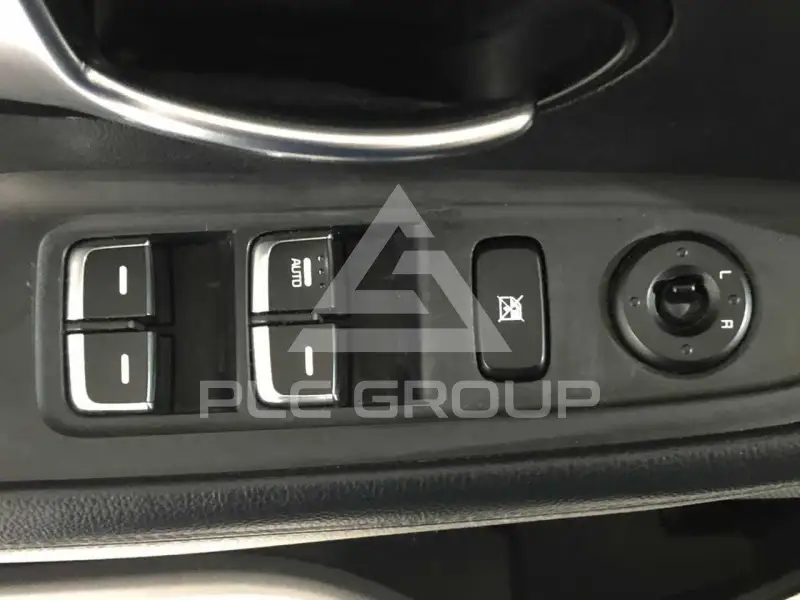 2016 KIA Carens