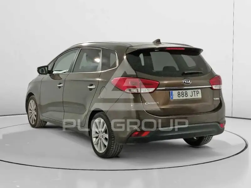 2016 KIA Carens