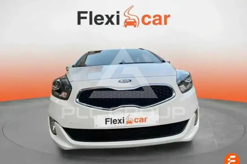 2016 KIA Carens