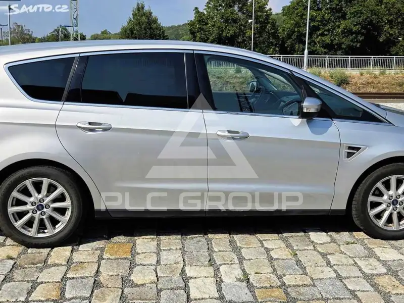 2016 Ford S-Max