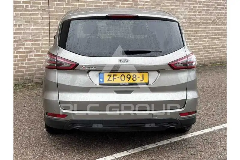 2016 Ford S-Max