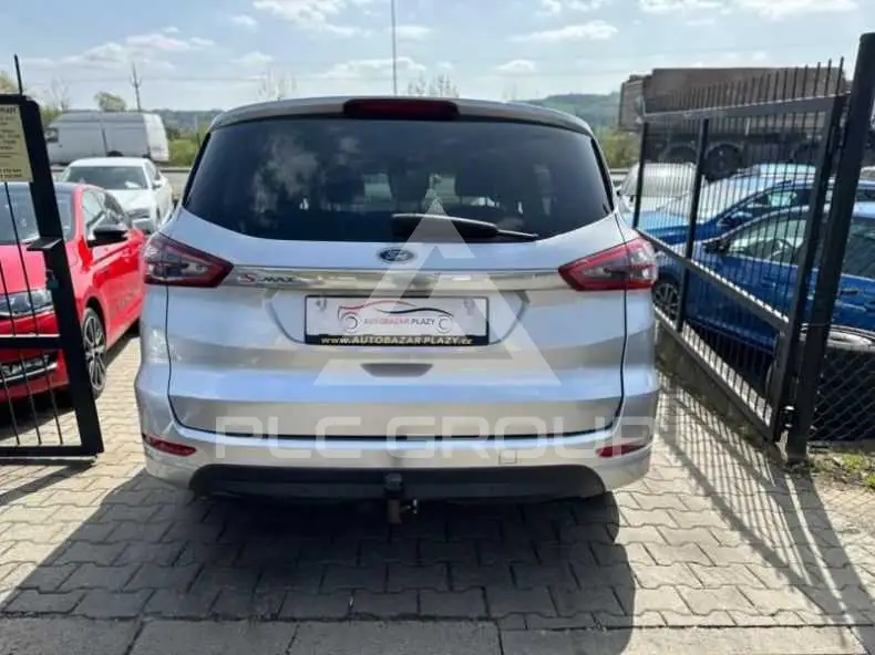 2016 Ford S-Max