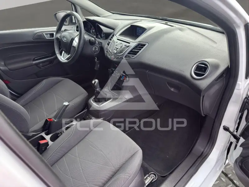 2016 Ford FIESTA