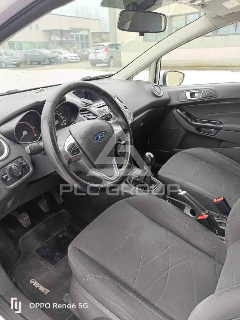 2016 Ford FIESTA