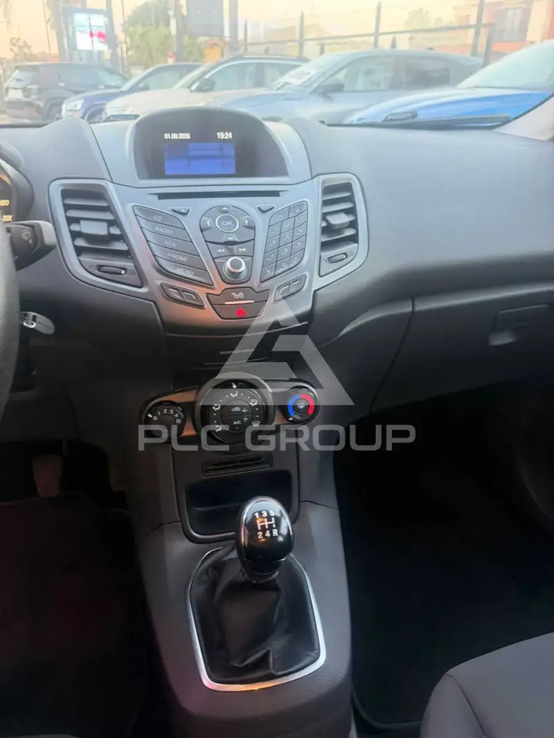 2016 Ford FIESTA