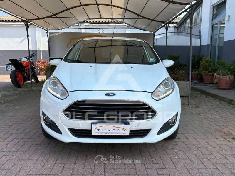 2016 Ford FIESTA