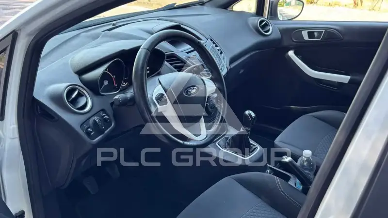 2016 Ford FIESTA