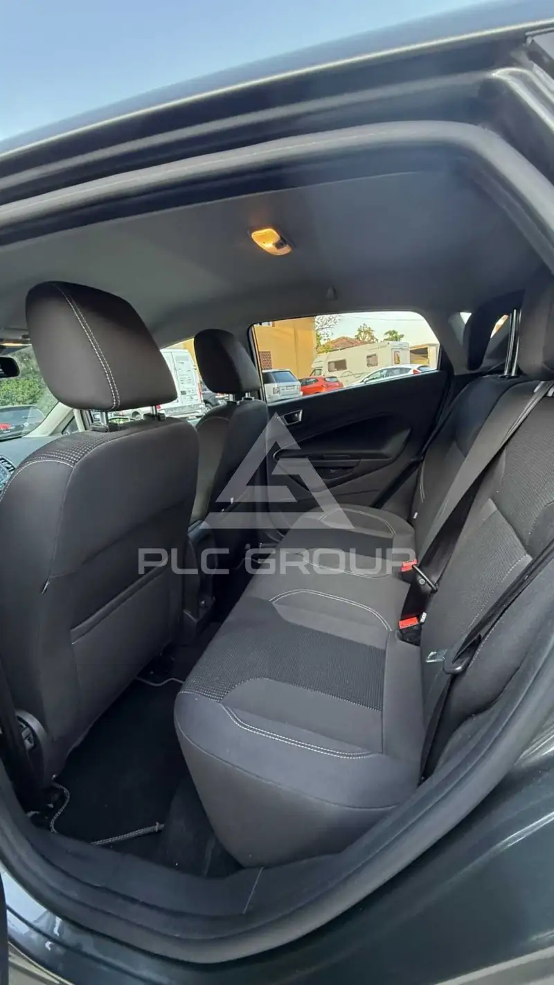 2016 Ford FIESTA