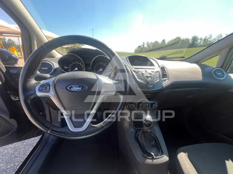2016 Ford FIESTA