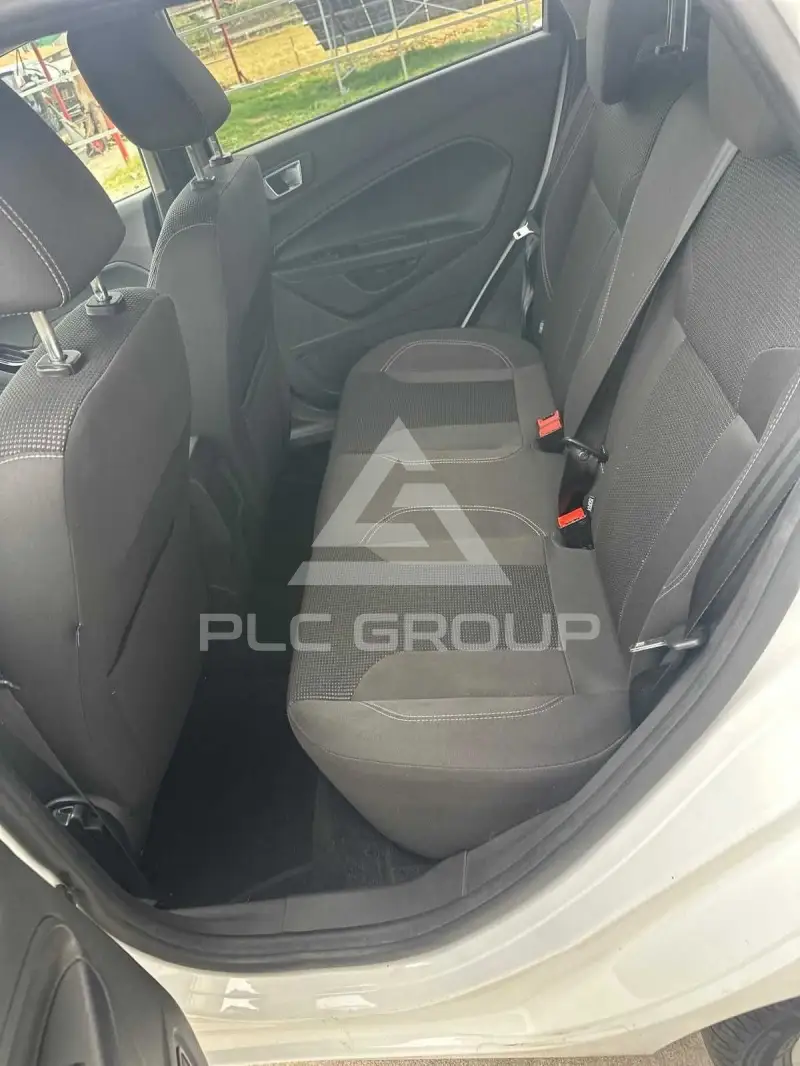 2016 Ford FIESTA