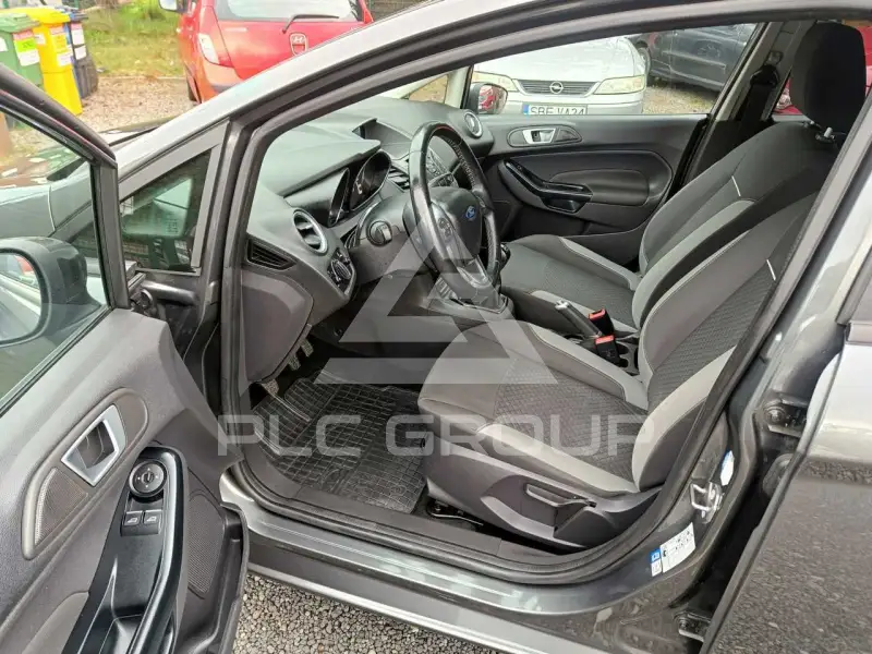 2016 Ford FIESTA