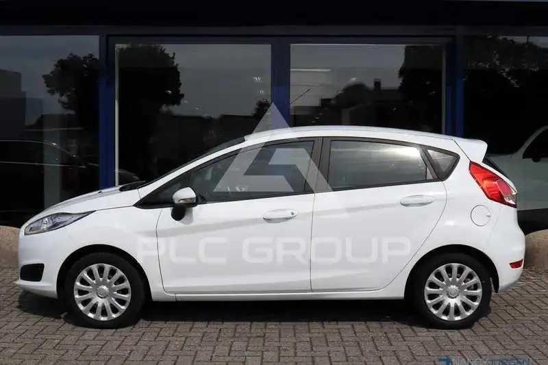 2016 Ford FIESTA