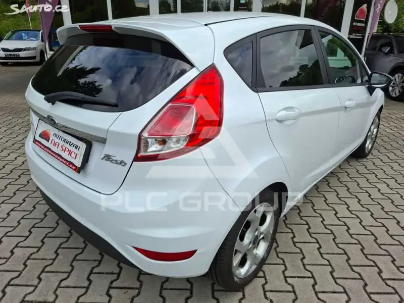 2016 Ford FIESTA