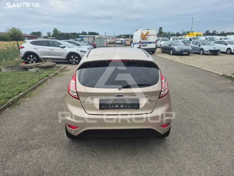 2016 Ford FIESTA