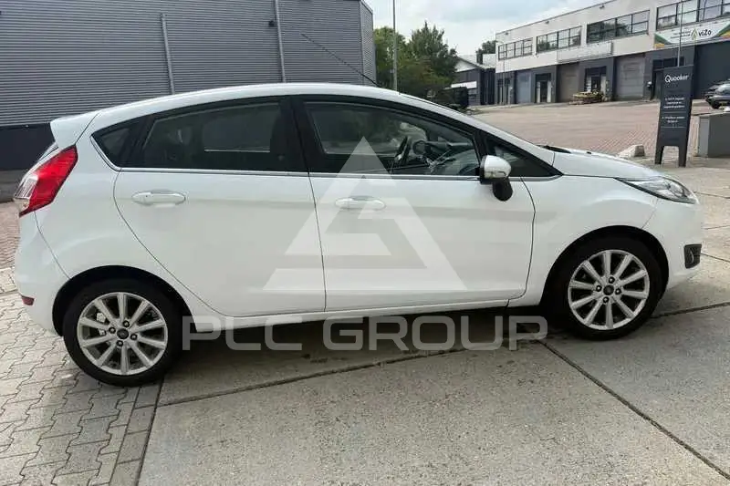 2016 Ford FIESTA