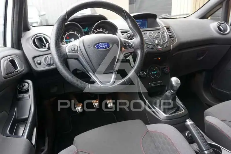 2016 Ford FIESTA