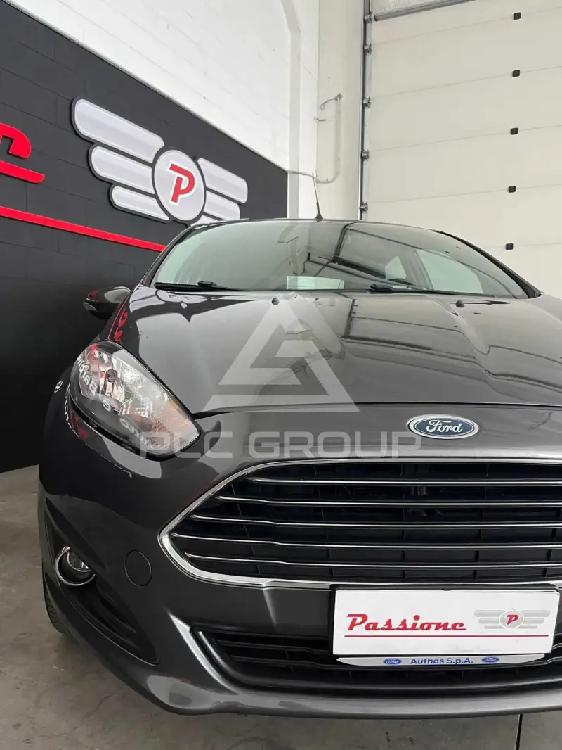 2016 Ford FIESTA