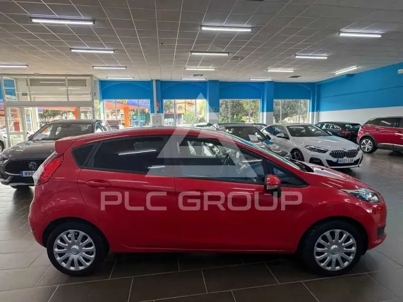 2016 Ford FIESTA