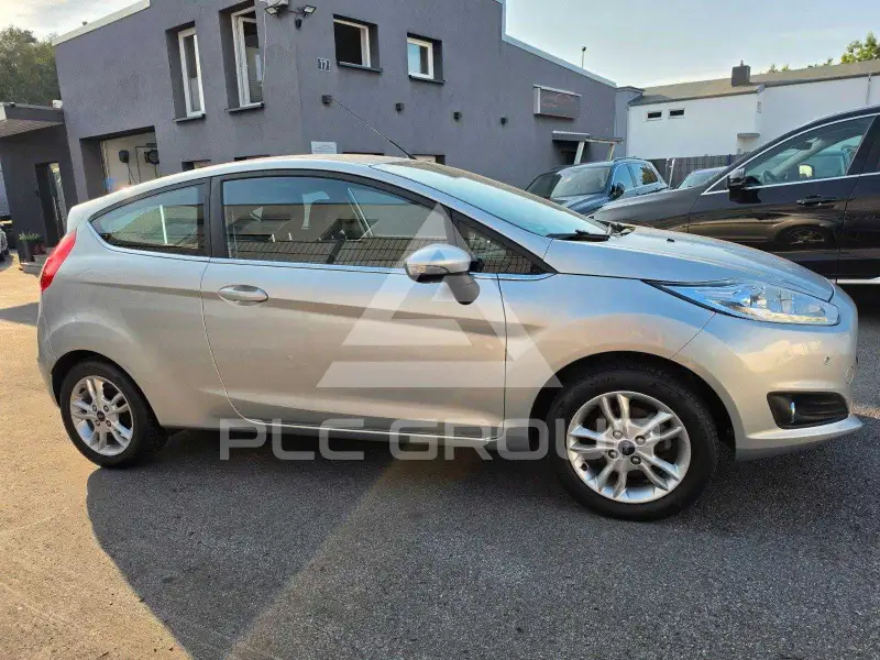 2016 Ford FIESTA