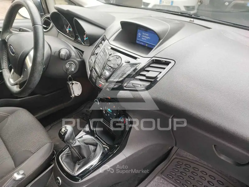 2016 Ford FIESTA
