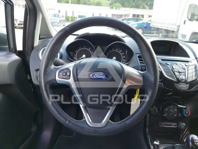 2016 Ford FIESTA