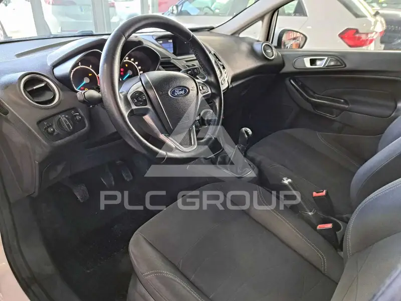 2016 Ford FIESTA