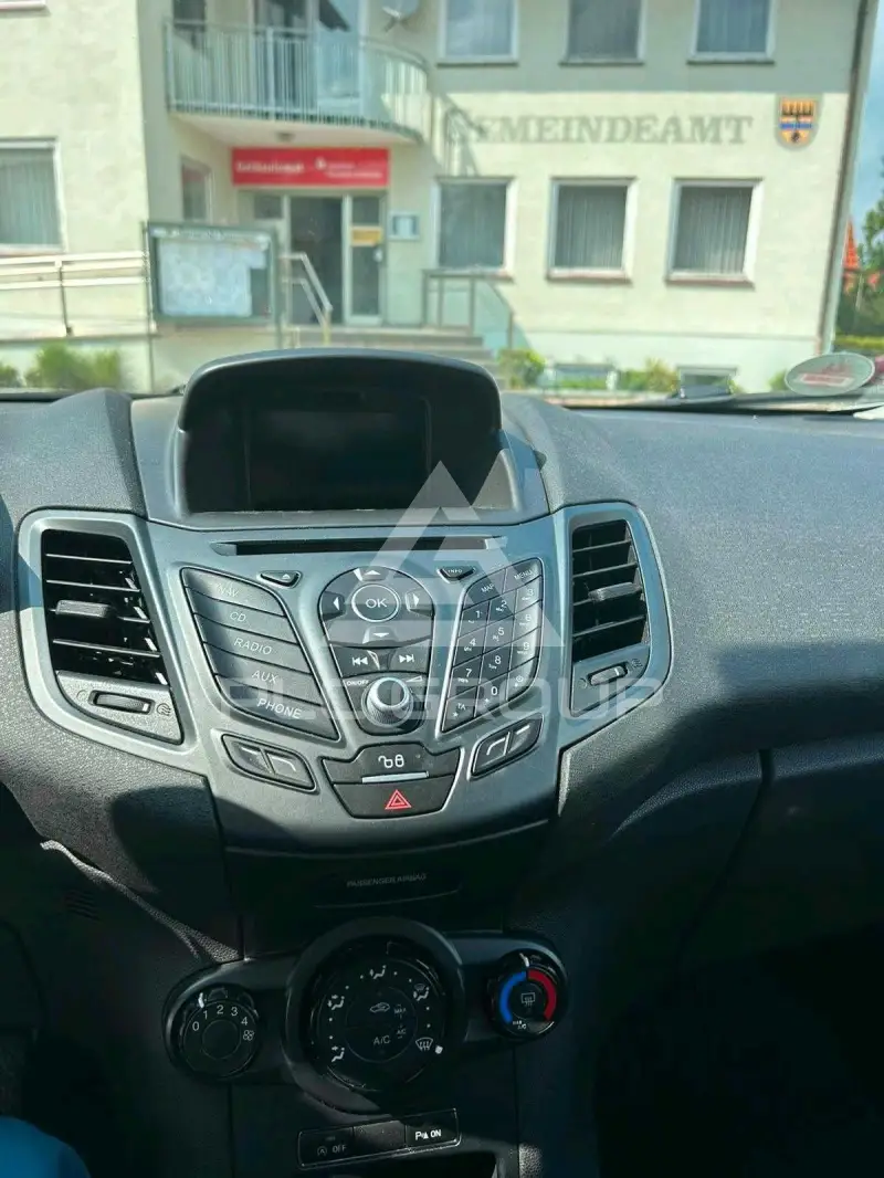 2016 Ford FIESTA