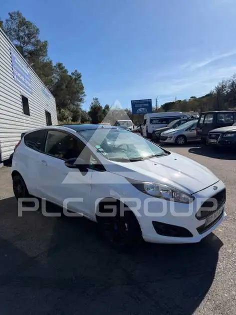2016 Ford FIESTA