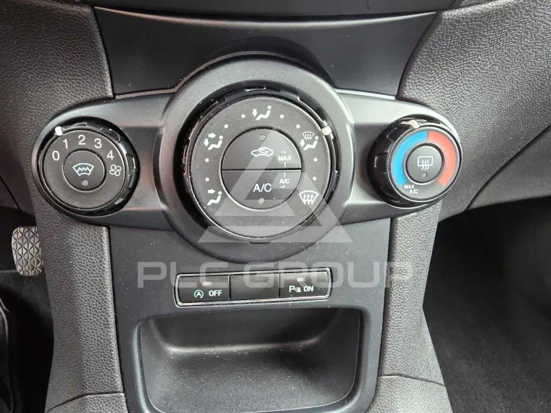 2016 Ford FIESTA