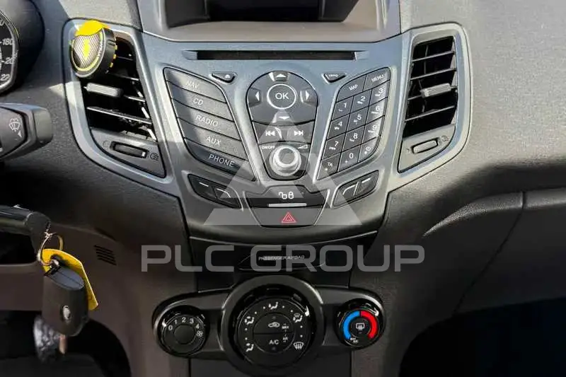 2016 Ford FIESTA