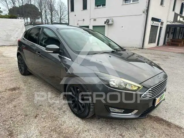 2016 Ford FOCUS